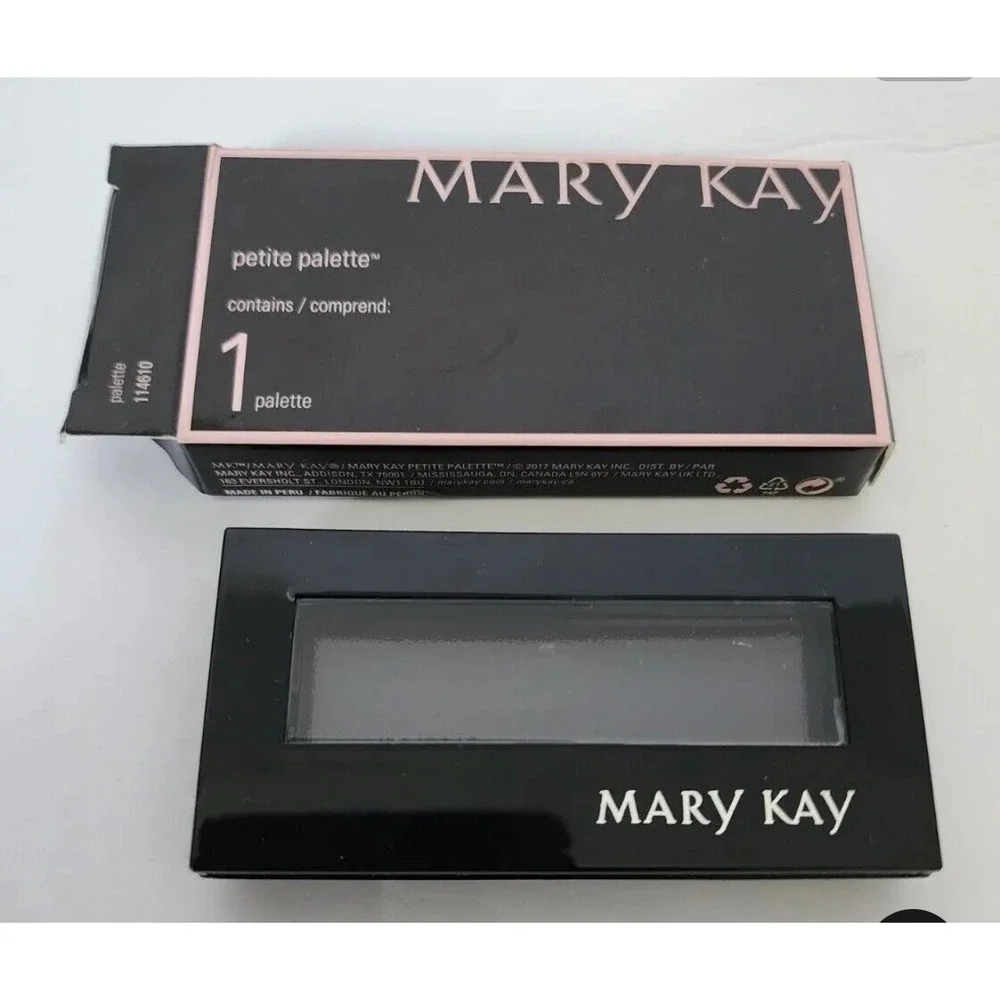 New In Box Mary Kay Empty Refillable Magnetic Petite Palette ~ Make Up Travel